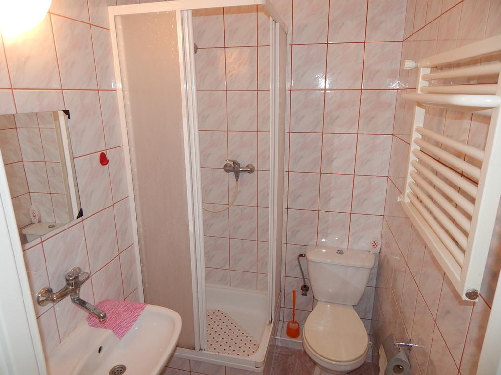 Apartament I Pokoje Aura Dom Wczasowy Darlowko Room photo